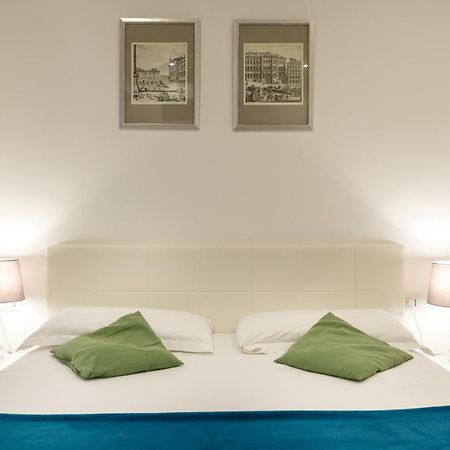 Aeterna Rooms Collection Guesthouse 罗马 外观 照片